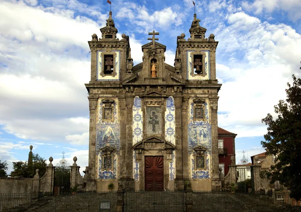 De Igreja de Santo Ildefonso kerk in Porto — Stockfoto