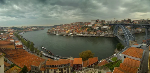 Vista do Porto e do rio Douro, Portugal — Fotografia de Stock