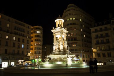 Çeşme Jacobin'ın evinde