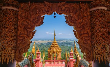 Lampang, Tayland 'daki en güzel Viewpoint Wat Phra Doi Phra Chan Budist tapınağı. 