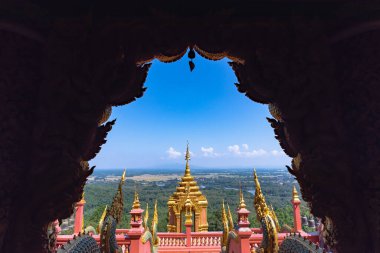 Lampang, Tayland 'daki en güzel Viewpoint Wat Phra Doi Phra Chan Budist tapınağı.