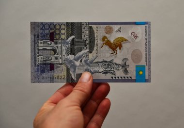 Kazakistan 'dan bazı banknotlar.