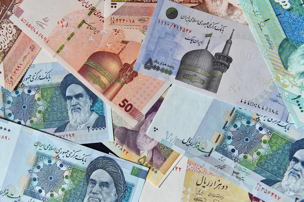 İran İslam Cumhuriyeti 'nin şu anki parası, riyal.