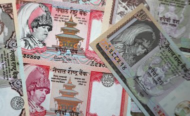 bazı güncel Nepal banknotları