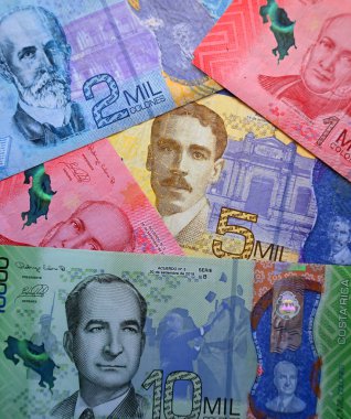 bazı mevcut Kosta Rika banknotları