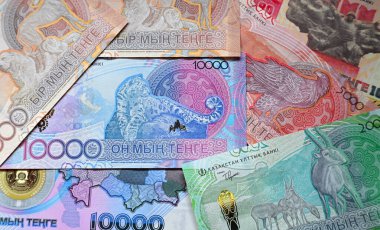 Kazakistan 'ın güncel banknotları.