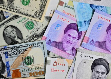 İran ve ABD 'den gelen mevcut banknotlar