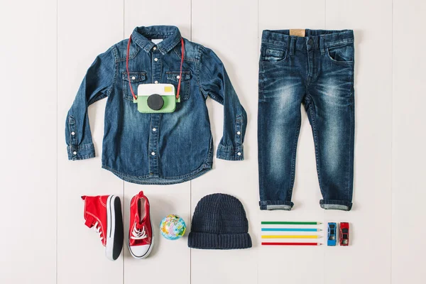 Overhead van essentials hipster boy. — Stockfoto