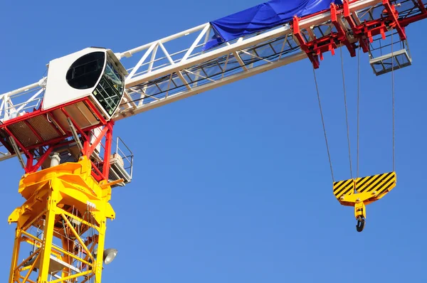 Grúa de nueva construcción . — Foto de Stock