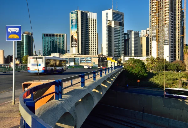 Met het oog op de moderne wijk van Ramat Gan. Israël. — Stockfoto