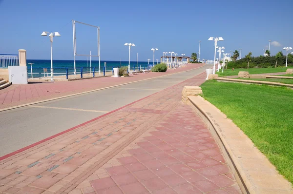 Nahariya kıyı hattı.