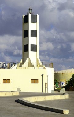 Yenilenmiş deniz feneri.