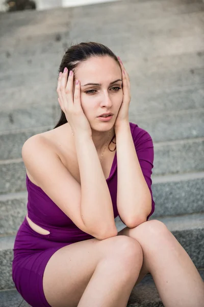 Grote problemen - bezorgd vrouw — Stockfoto