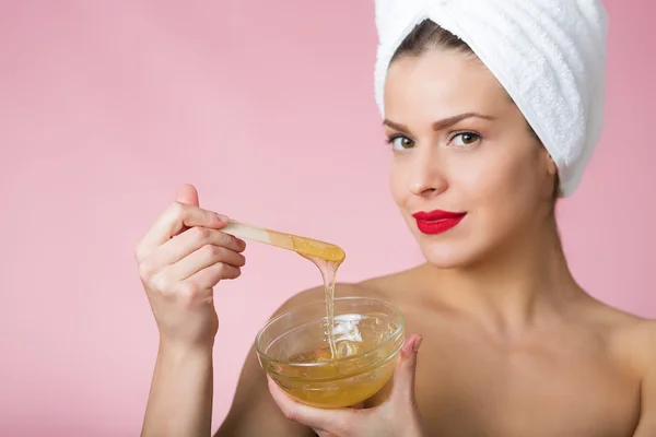 Sugaring beauty treatment — Stock Photo, Image