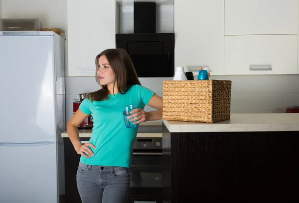 Woman cleaning up her house — Stock Photo, Image
