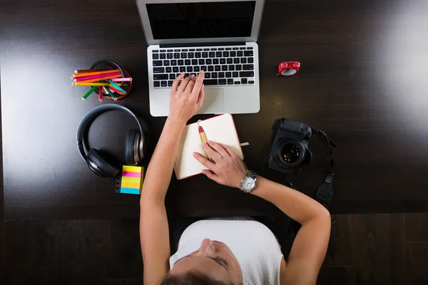 Woman working at creative workplace — Stock Photo, Image