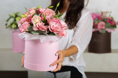 Güzel buketi çiçekçi