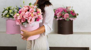 Güzel buketi çiçekçi