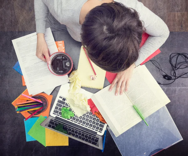 Posto di lavoro disordinato — Foto Stock