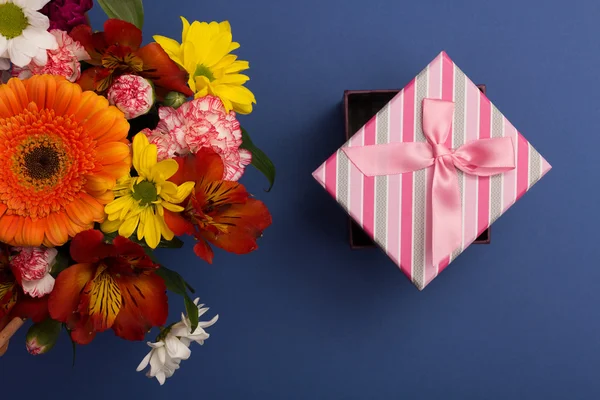 Regalo de primavera — Foto de Stock