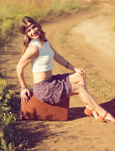 Beautiful girl on a road — Stock Photo, Image