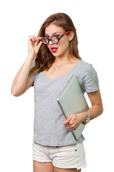 Mujer atractiva con gafas de lectura — Foto de Stock