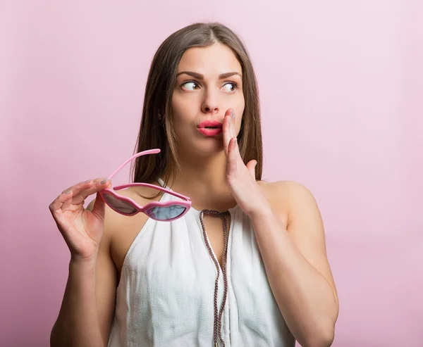 Surprised beautiful woman — Stock Photo, Image