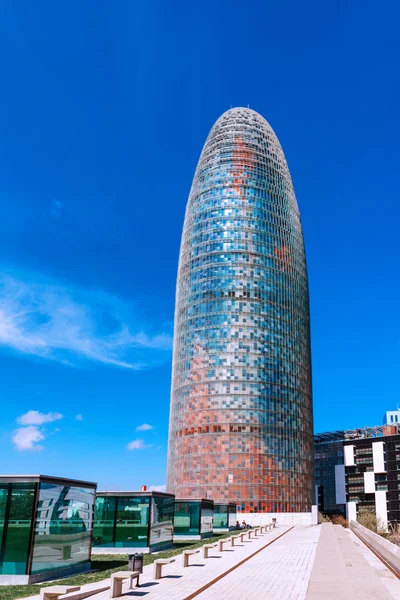 Барселона, Испания - 17 апреля 2016 г.: Башня Торре Агбар — стоковое фото