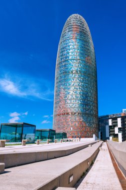 Barcelona, İspanya - 17 Nisan 2016: Kule Torre Agbar