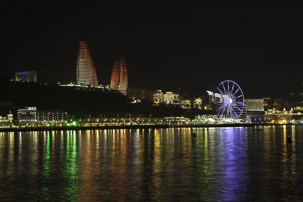 Panorama Baku cu parcul Highland — Fotografie, imagine de stoc
