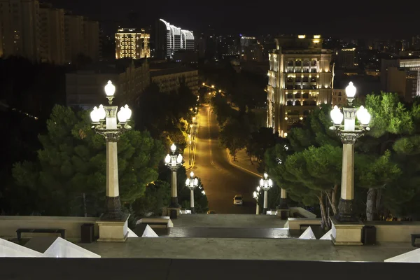 Panorama de Bakú con parque de tierras altas — Foto de Stock