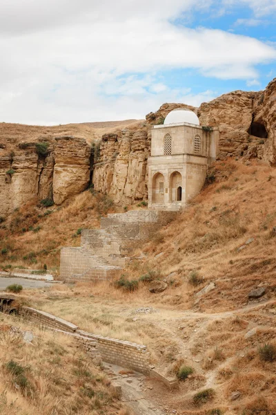 Diri Baba Mausoleum in Maraza city of Gobustan Rayon, Azerbaijan — Stock Photo, Image