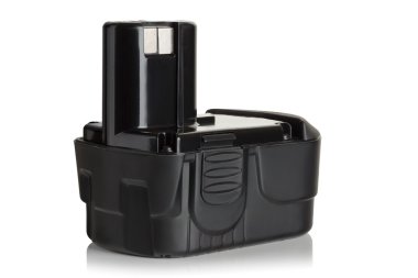 beyaz zemin üzerinde pil