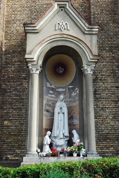 Kilisenin kutsal bakire Meryem Immaculate Conception heykeller — Stok fotoğraf