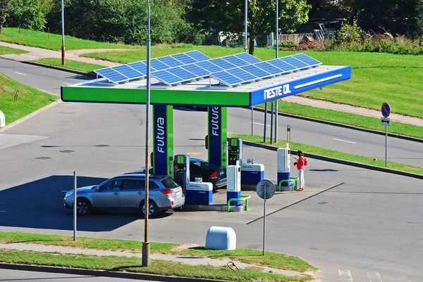 Neste oil petrol company operating in Vilnius city — Stock Photo, Image