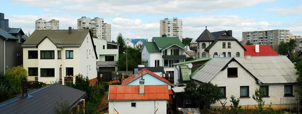 Vilnius městské domy v Fabijoniskes okrese — Stock fotografie