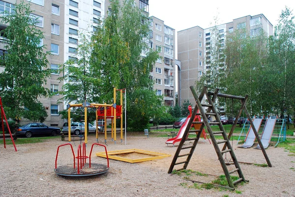 Vilnius cidade Pasilaiciai distrito casas ambiente — Fotografia de Stock