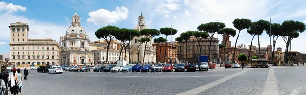 Toeristen in rome stad op 29 mei 2014 — Stok fotoğraf