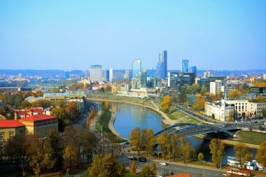 Vilnius sonbahar panorama şafak gelen kale kule