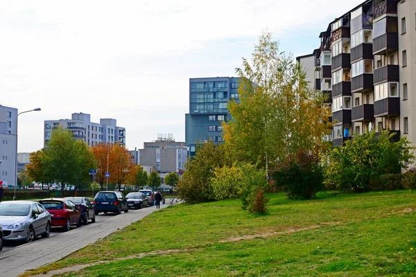 Baltrusaicio ulicy w Wilnie, godzinie po południu — Zdjęcie stockowe