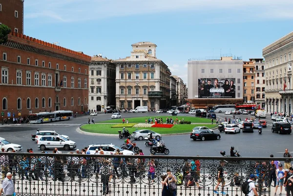 Toeristen in rome stad op 29 mei 2014 — Stockfoto