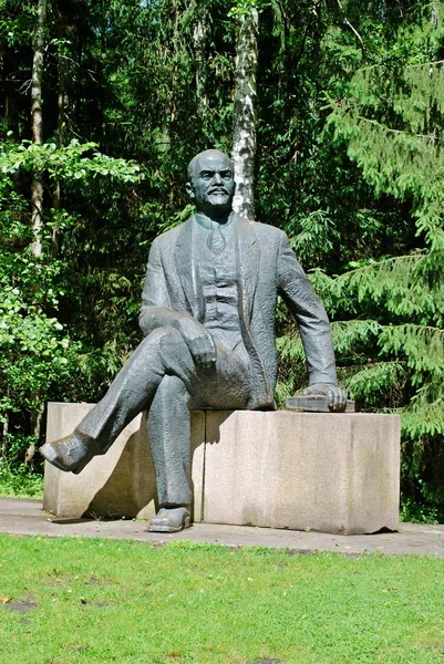 Lenine en el parque Grutas cerca de la ciudad de Druskininkai — Foto de Stock