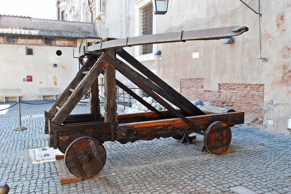 Rome city cannon in the San Angelo castle — Stock Photo, Image