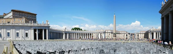 La vie au centre-ville du Vatican le 30 mai 2014 — Photo