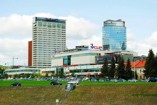 Vilnius centre-ville avec gratte-ciel et CUP le 24 septembre 2014 — Photo