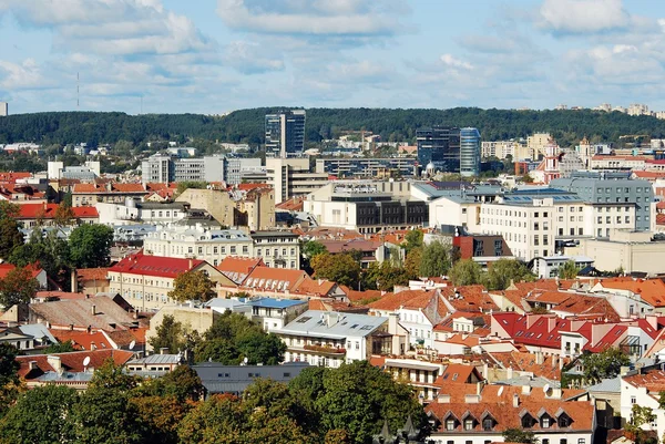 Vilnius city Légifelvételek a Vilniusi Egyetem torony — Stock Fotó