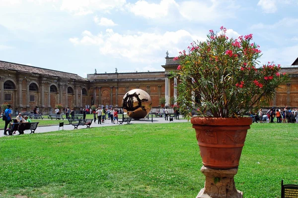 Dentro do parque do museu do Vaticano — Fotografia de Stock