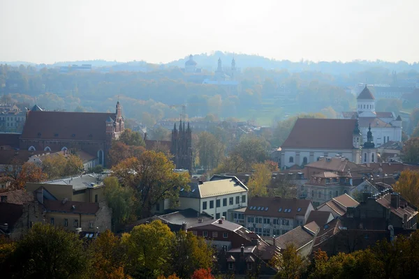 Vilnius panorama do outono da torre do castelo de Gediminas — Fotografia de Stock