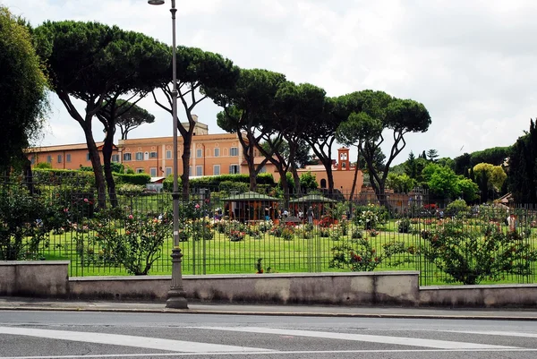 Weergave van ruïnes in de stad Rome op 31 mei 2014 — Stockfoto