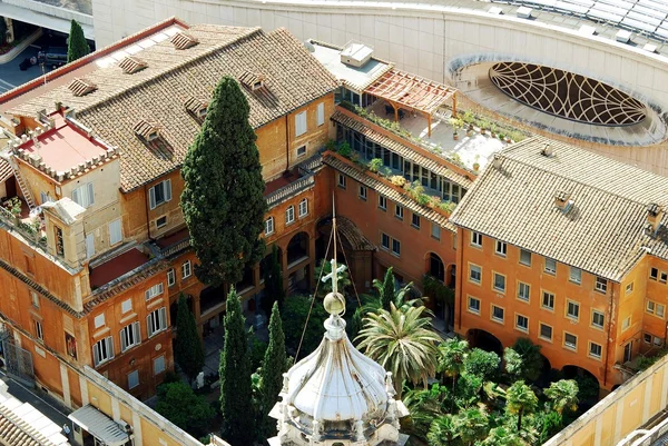 Flygfoto över Rom city från St Peter Basilica tak — Stockfoto